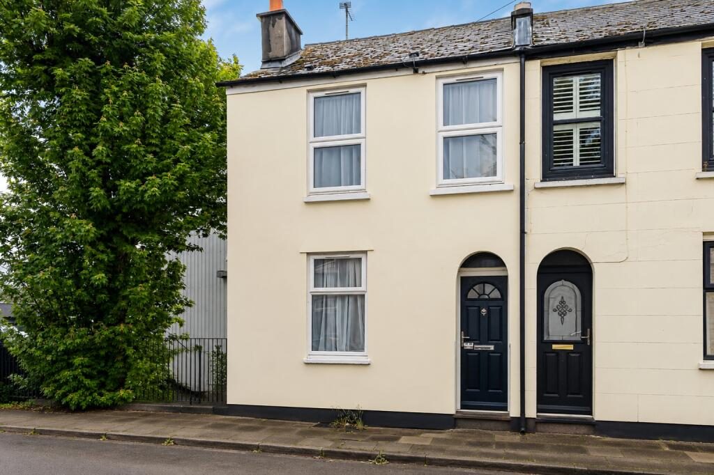 Property main image