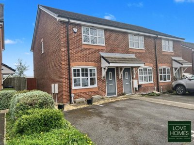 Property on Lapwing Close, PR3 0BY