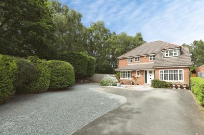 Property on Upton Close, CW7 3UF