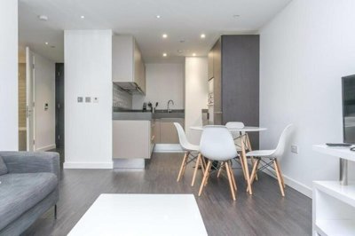 Property on Canter Way, E1 8QE