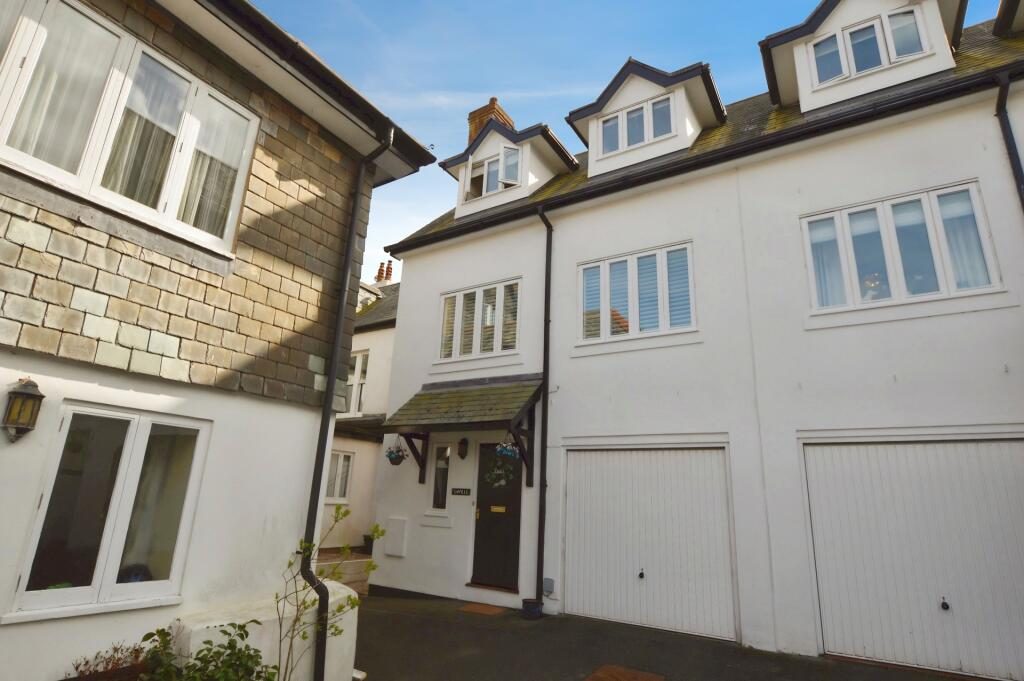 Terraced House