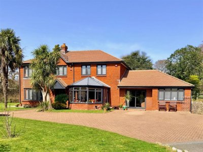 Property on Looseleigh Lane, PL6 5JE