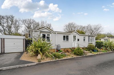 Property on SN10 3PP