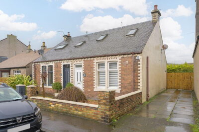 Property on Dunfermline Road, KY4 8AS