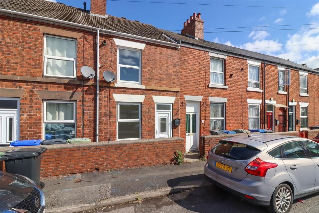 Property main image