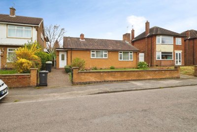 Property on Balmoral Drive, NG9 3FU