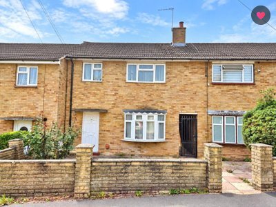 Property on Ryecroft Crescent, EN5 3BP