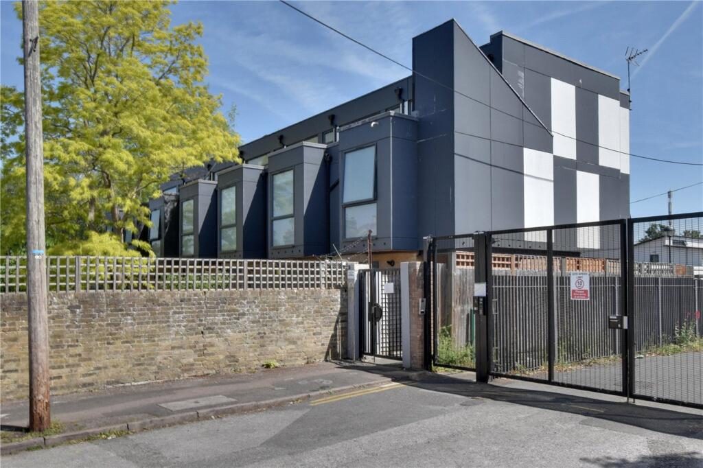 Thumbnail 11