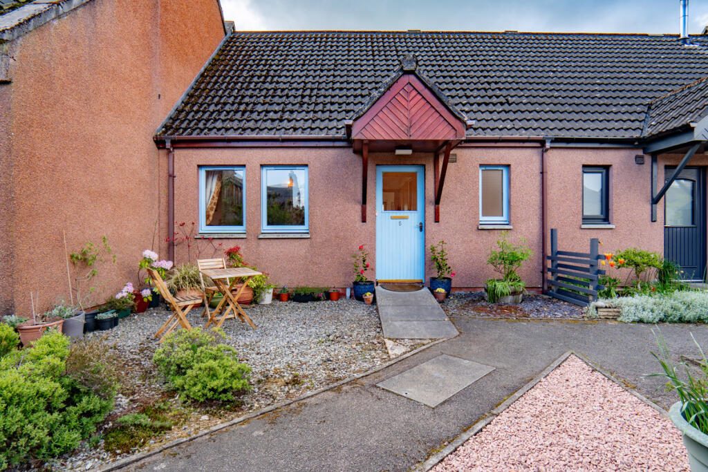 Property main image