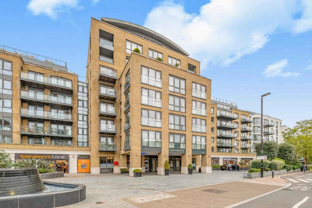 Property main image