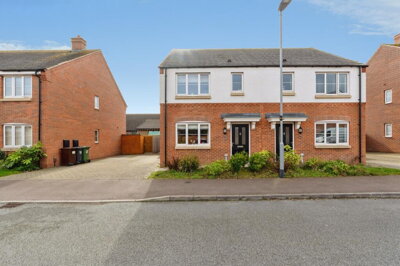 Property on Ashmount Close, LE11 2BJ