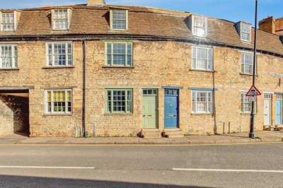 Property on Scotgate, PE9 2YB