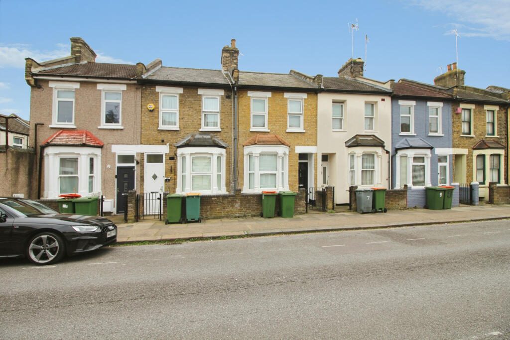 Terraced House