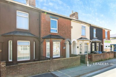 Property on St Peters Street, NR32 2LS