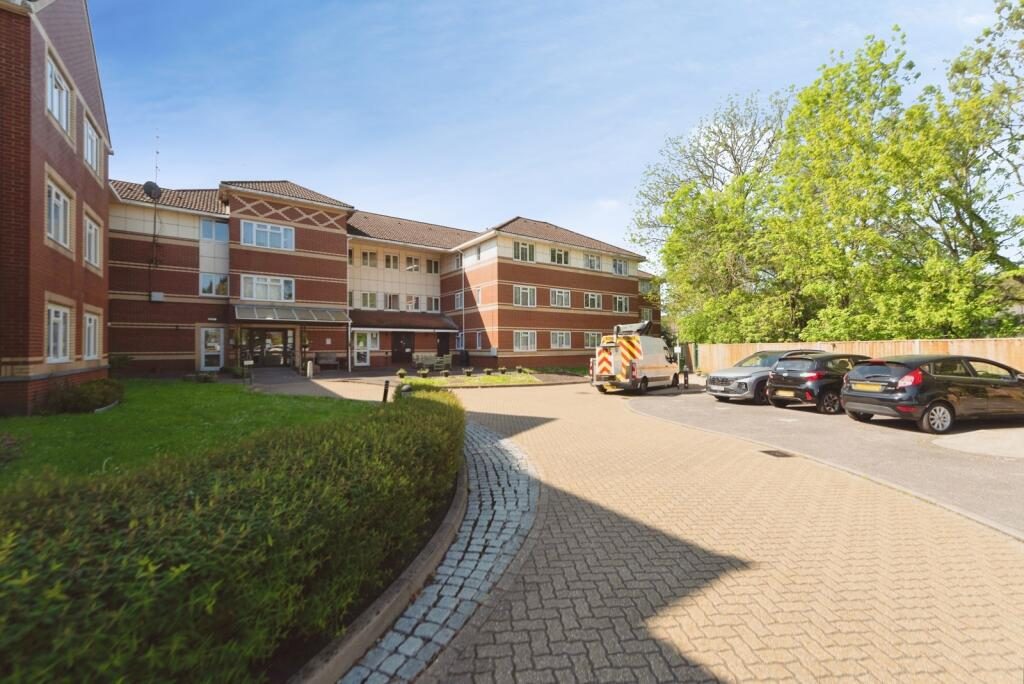 Property main image