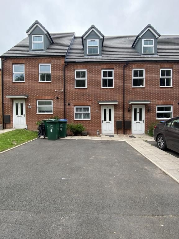 Terraced House