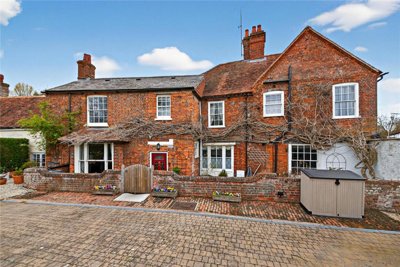 Property on Bridge Street, RG17 0EH