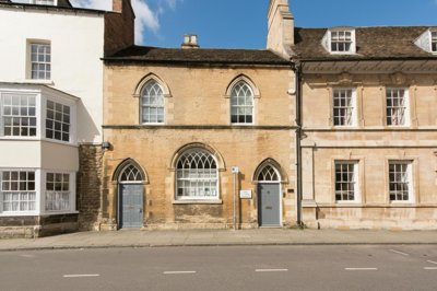 Property on PE9 2DG