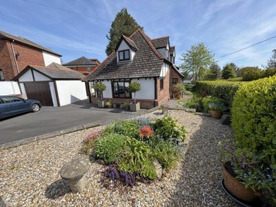 Property on Lon Hir, SA31 1SL