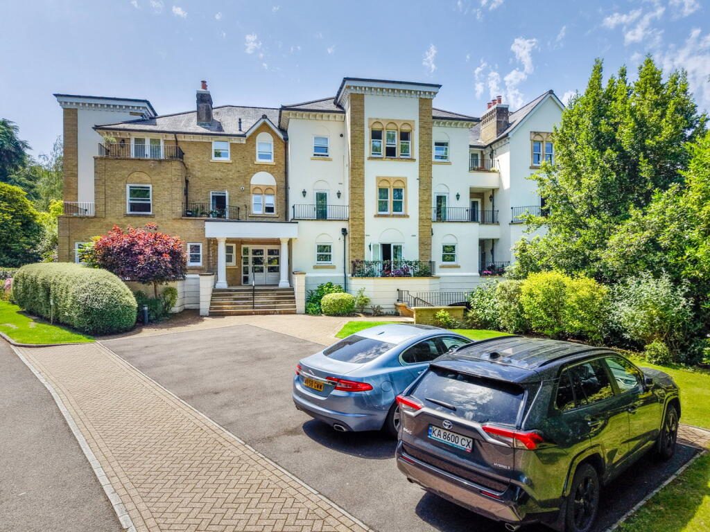 Property main image