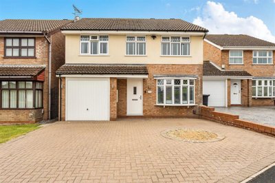 Property on Stoneberry Road, BS14 0JF