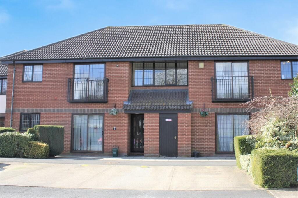 Property main image