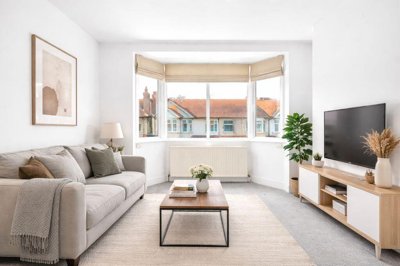 Property on Dinton Road, SW19 2AP