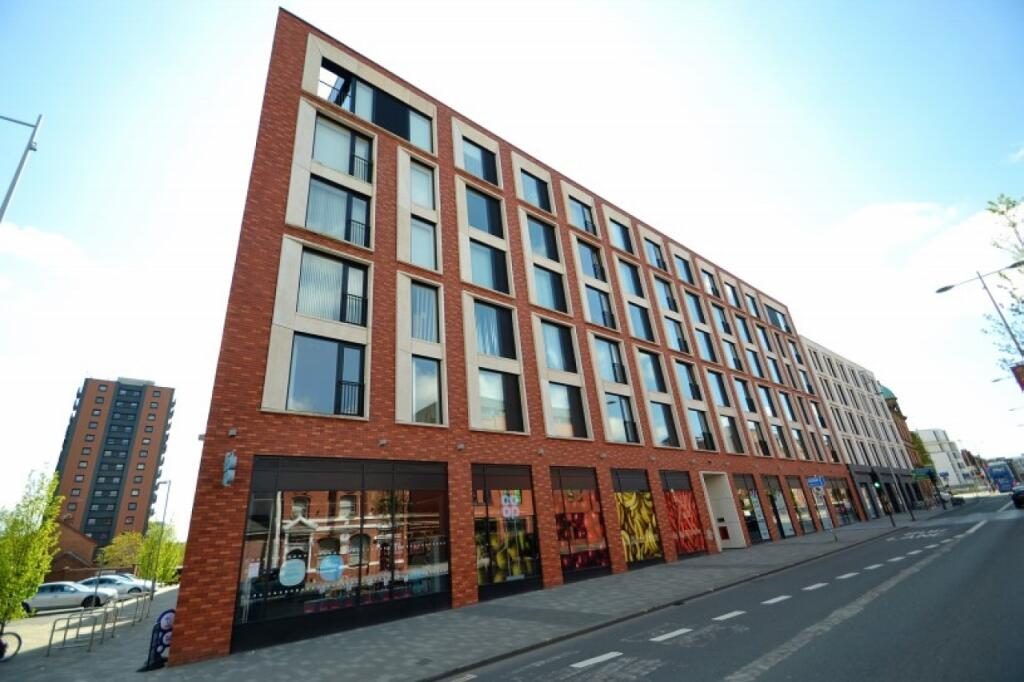 Property main image