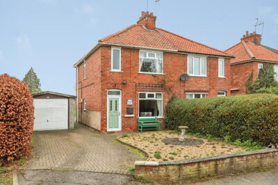 Property on South Street, DN22 9EJ