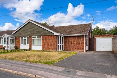 Property on Roman Way, RG6 7JP