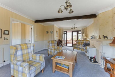 Property on Evesham Road, WR12 7PA