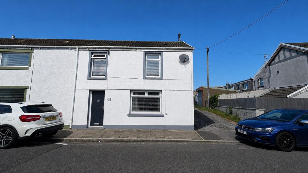 Terraced House