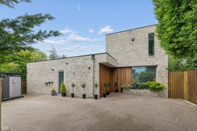 Property on L37 3NA
