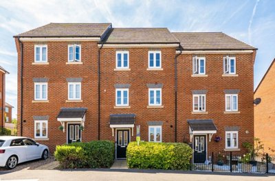 Property on Locksbridge Road, SP11 6WJ