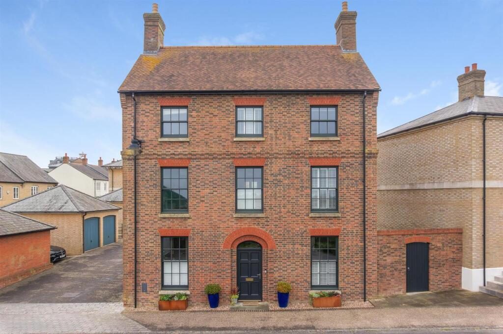 Detached House