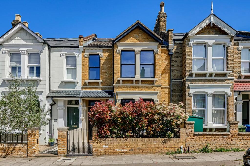Terraced House