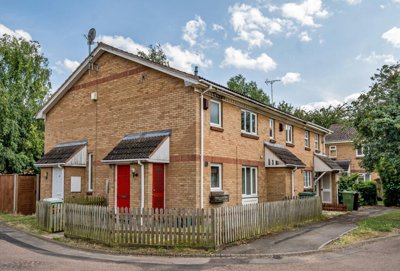 Property on St Peters Close, GL51 9DY