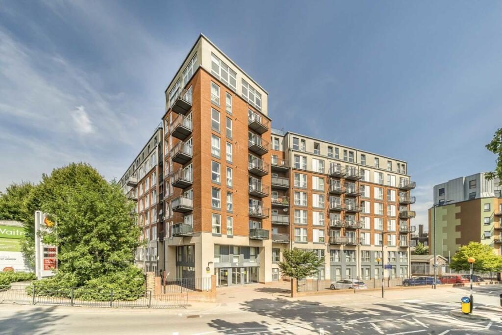 Property main image