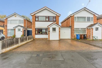 Property on Lowerfield Drive, SK2 5JJ