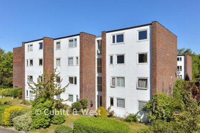 Property on Woodcote Road, SM6 0PZ