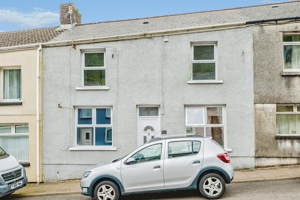Terraced House
