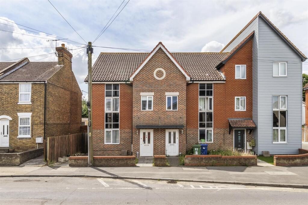 Terraced House