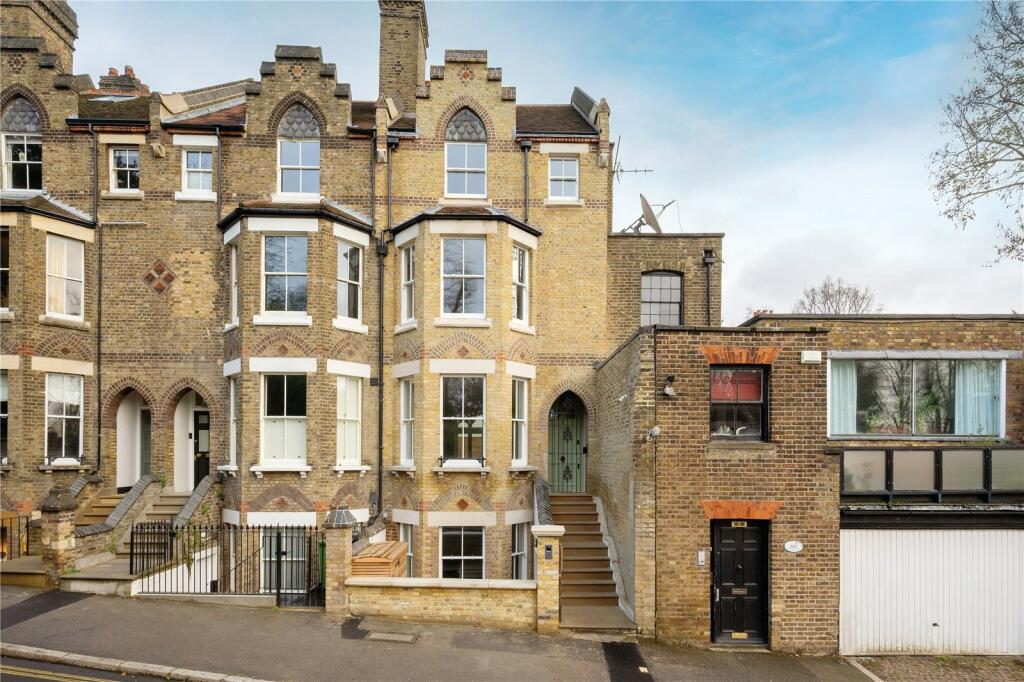 Terraced House
