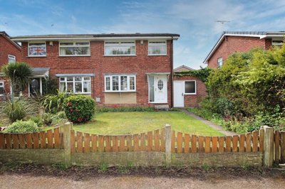 Property on Rochester Close, S81 0PT