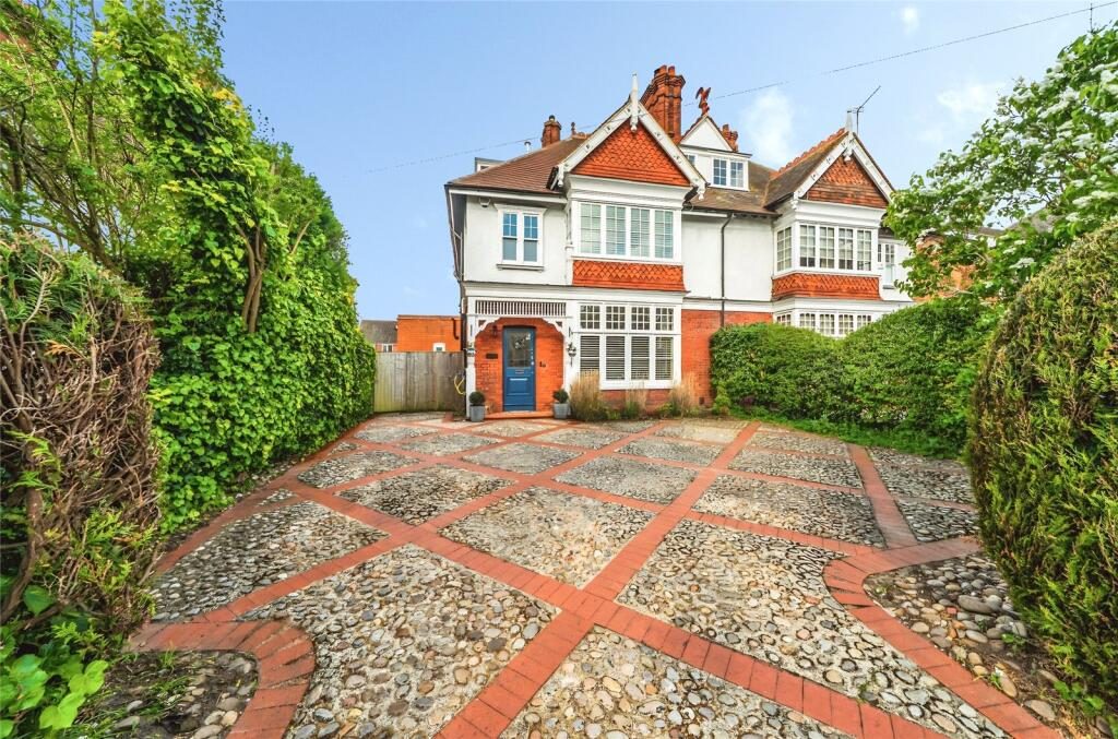 Detached House