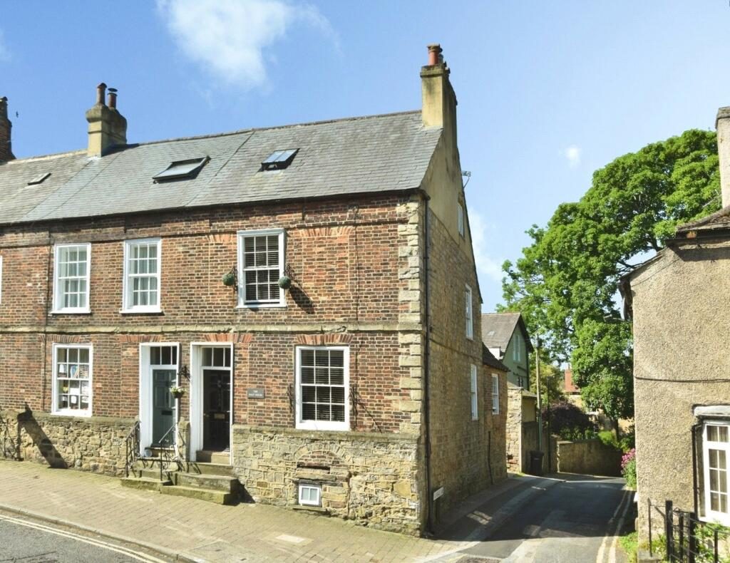 Terraced House