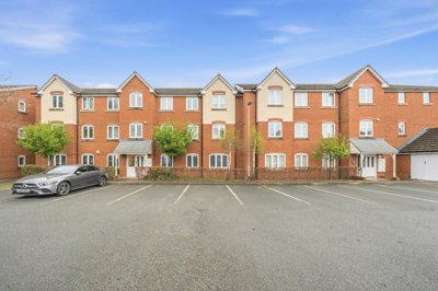 Property on Wellwood Close, CH65 3AF