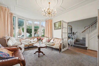 Property on Berkshire Gardens, N13 6AB