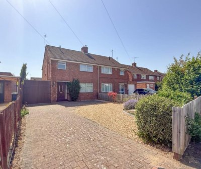 Property on Lents Way, CB4 1UA
