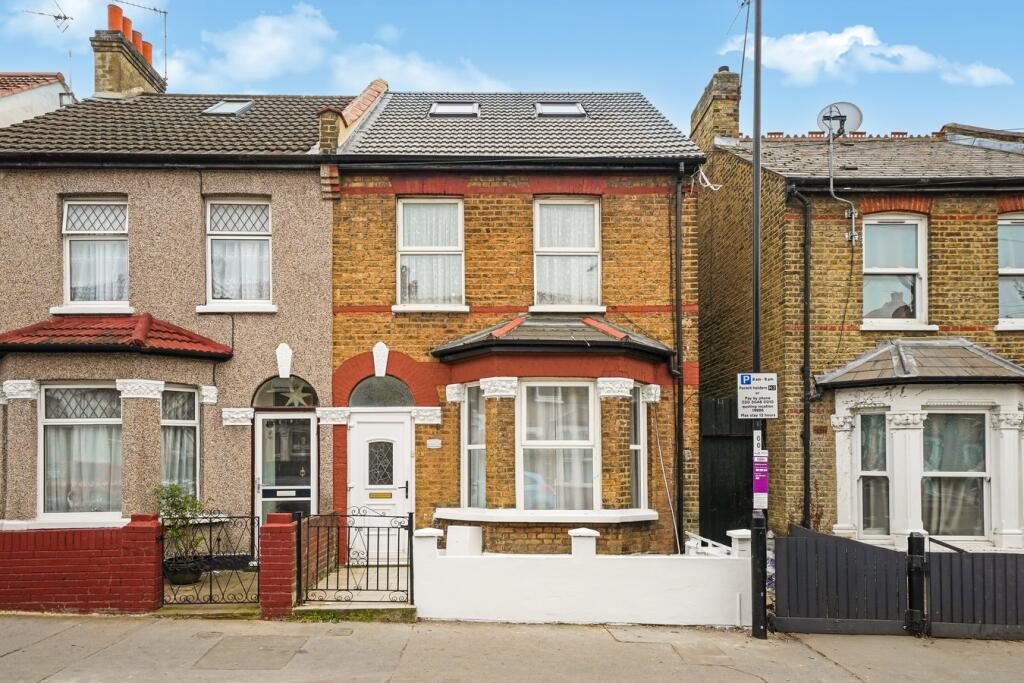 Terraced House